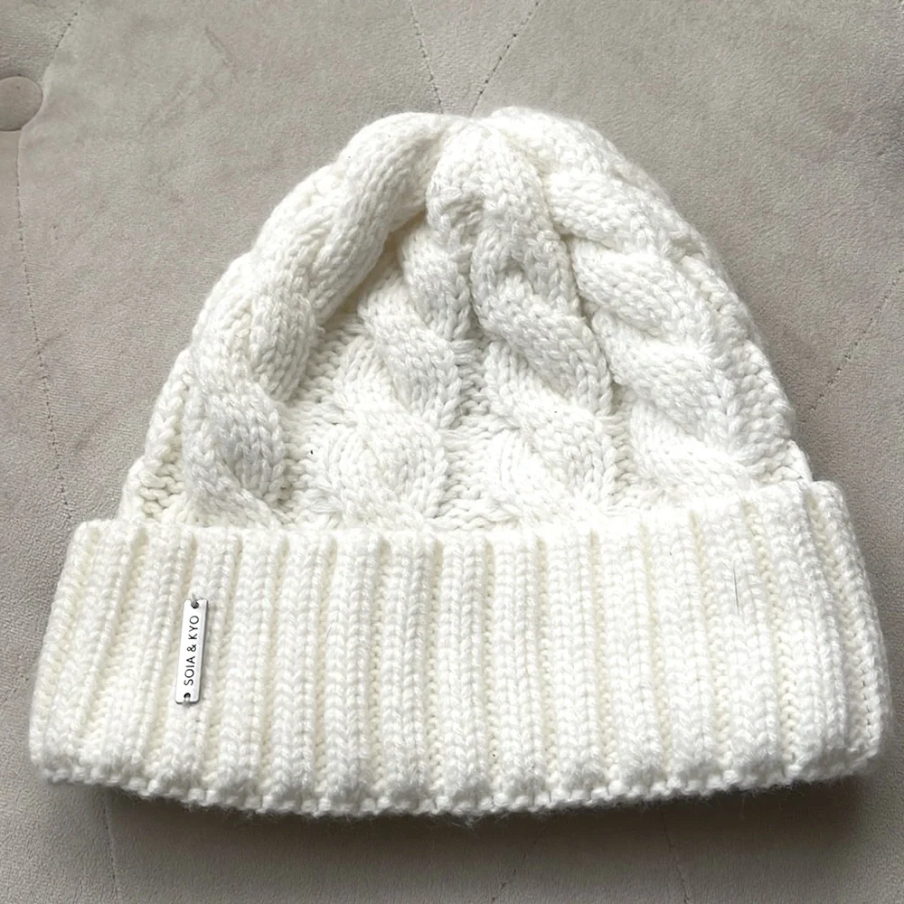Soia & KYO beanie winter hat